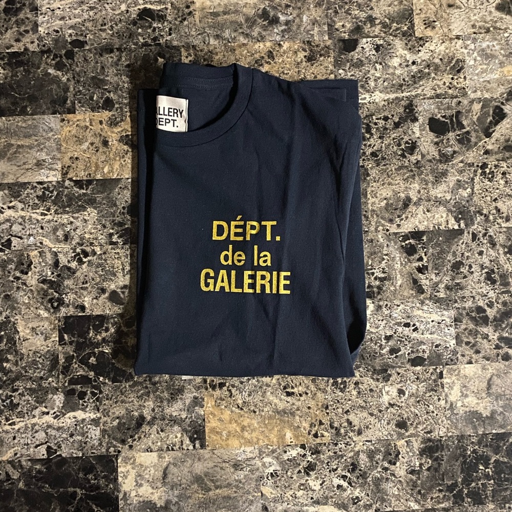 BLACK GALLERY DEPT TEE